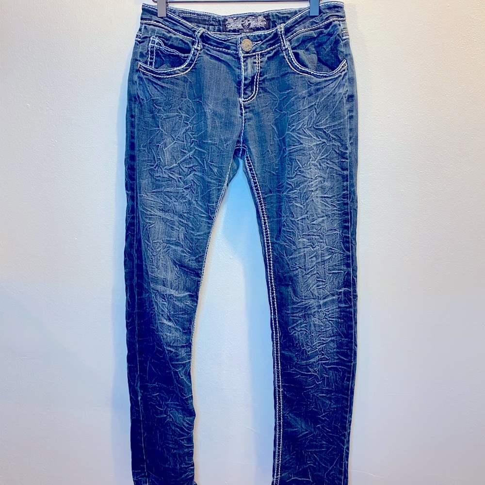 Sour N Cream Crinkle Jeans With Detailed Stitching